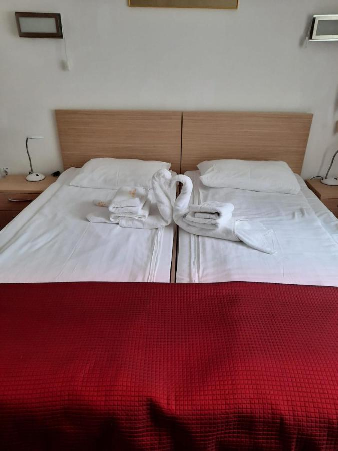 HOSTEL CPPI Vest Buşteni Exterior foto